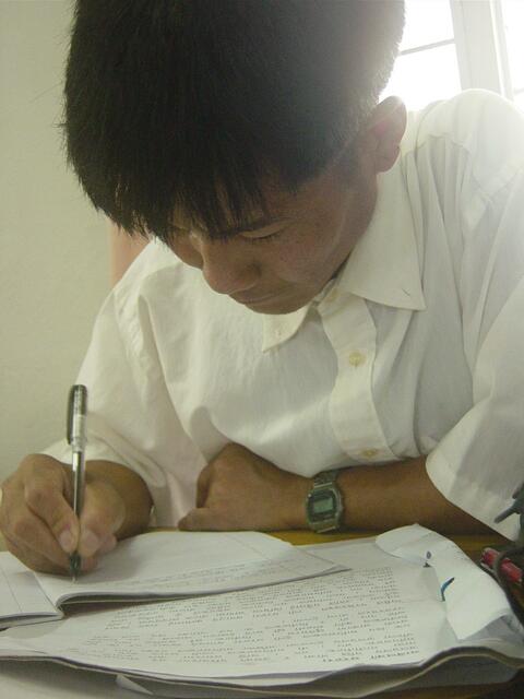 अनुबाद तालिमलाव फोतोर