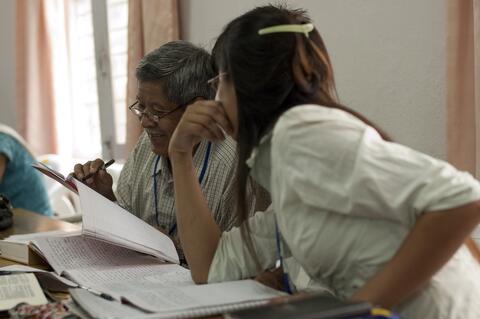 अनुबाद तालिमलाव फोतोर